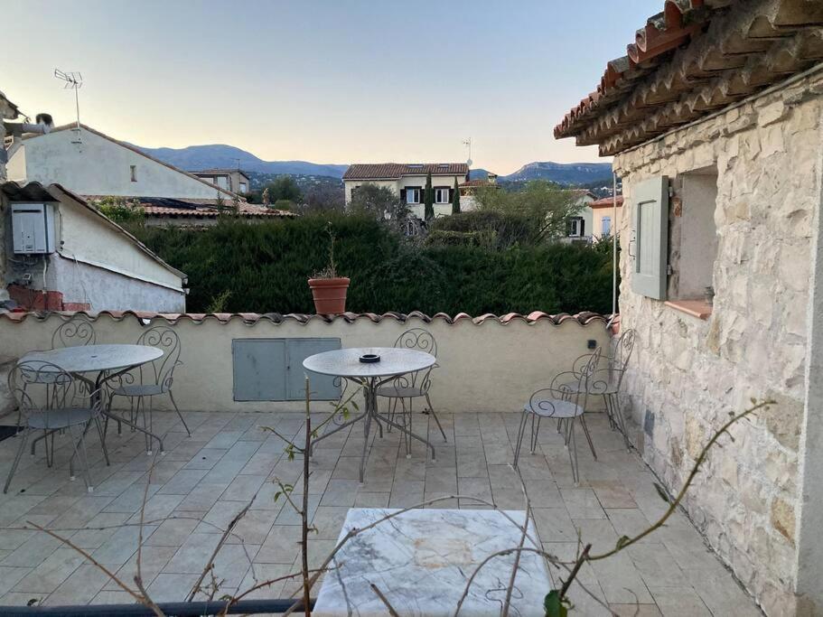 شقة Agreable Chambre D'Hotes Avec Vue Sur Les Collines لا كول سور لو المظهر الخارجي الصورة